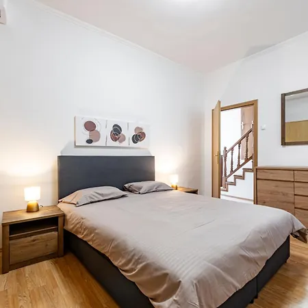 Hotel Vera House 3*