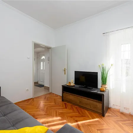 Hotel Vera House 3*