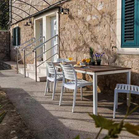 Hotel Vera House 3*