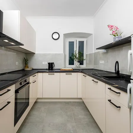 Vera House فندق دوبروفينك